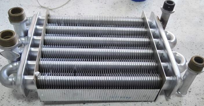 �ڹ�¯�Ƚ�����